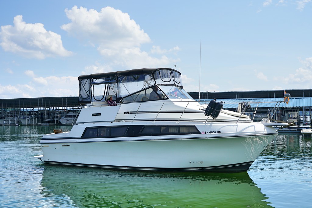 Carver 3297 Mariner Harbortowne Marine Full Service Marine Brokerage